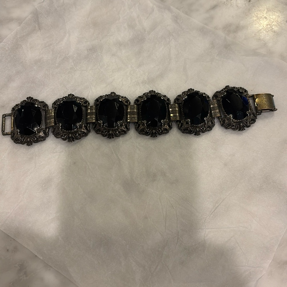 Antique Art Deco Silver Faceted Filigree Chunky Onyx Bracelet Selro and Selini